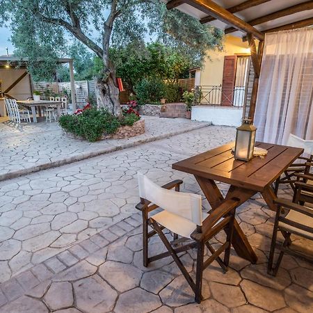 Averta Apartments Лефкада Экстерьер фото